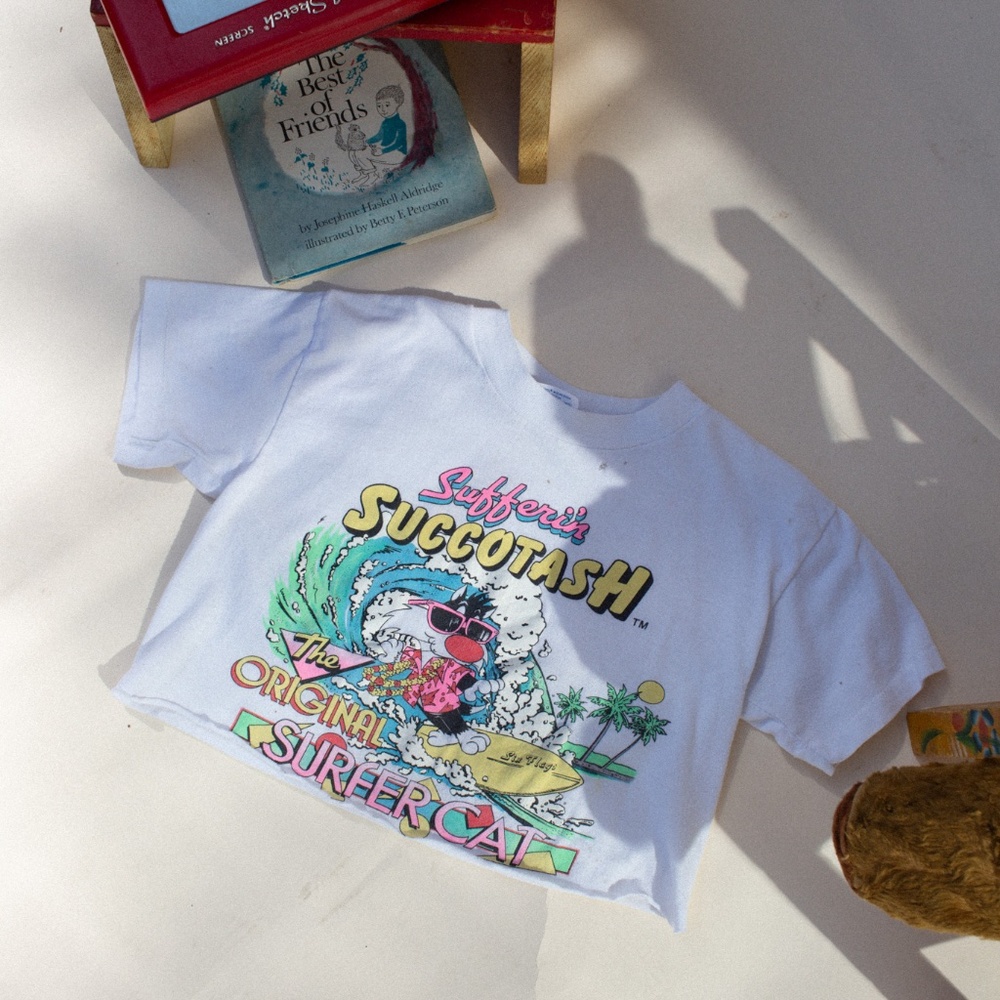 90's Vintage Looney Tunes Cropped Tee